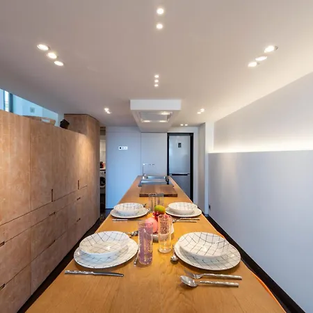 아파트 1-br 75m Duplex With Pool *