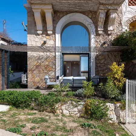 1-br 75m Duplex With Pool Daire Cannes