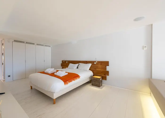 1-br 75m Duplex With Pool Lejlighed *