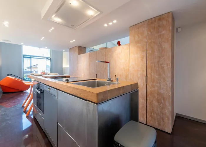 1-br 75m Duplex With Pool Daire