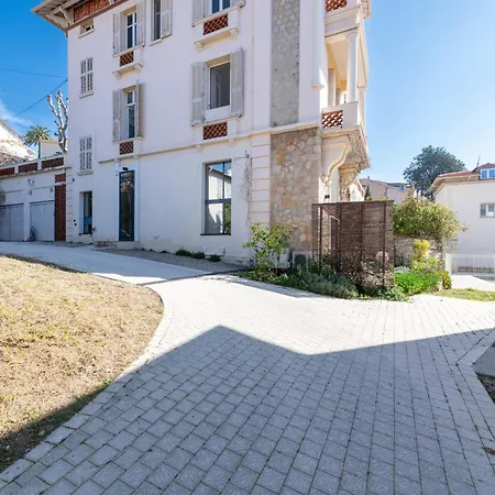 1-br 75m Duplex With Pool Lägenhet *